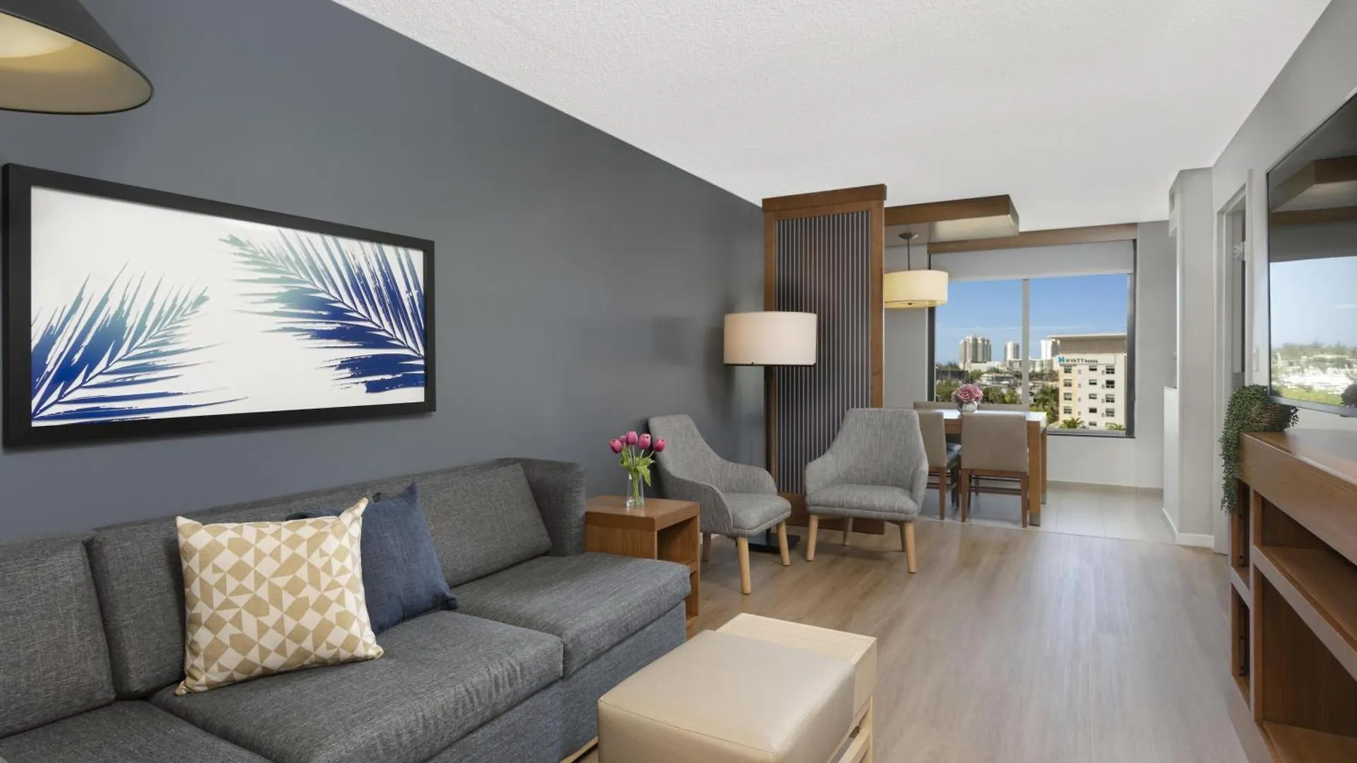 Hyatt Place San Juan 3*,